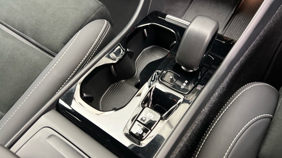 Used Volvo XC40 2024 for sale - 76229234: Photo 25