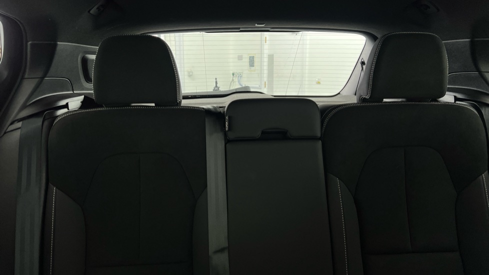 Used Volvo XC40 2024 for sale - 76229234: Photo 36