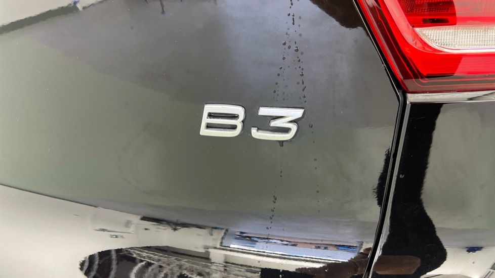 Used Volvo XC40 2024 for sale - 76229234: Photo 54