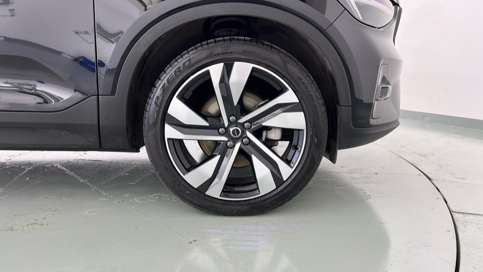 Used Volvo XC40 2024 for sale - 76229234: Photo 65