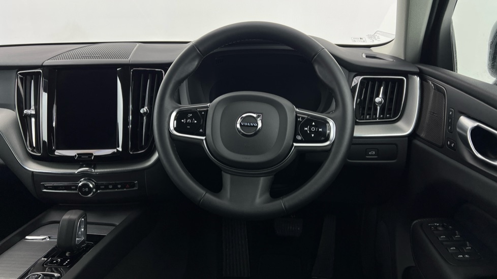 Used Volvo XC60 2023 for sale - 76668200: Photo 10