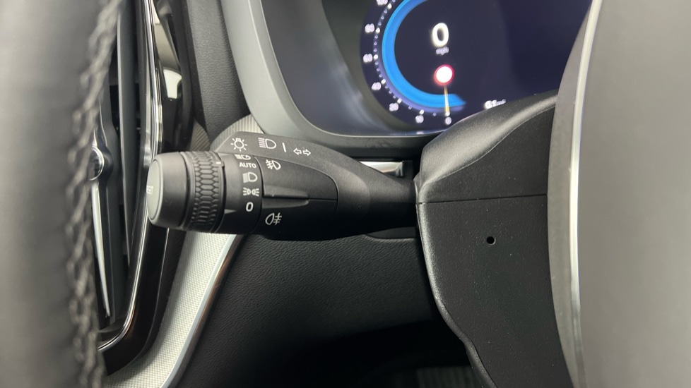 Used Volvo XC60 2023 for sale - 76668200: Photo 20