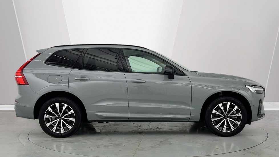 Used Volvo XC60 2023 for sale - 76668200: Photo 3