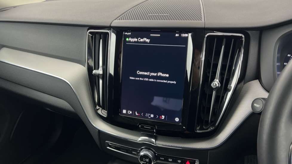 Used Volvo XC60 2023 for sale - 76668200: Photo 44