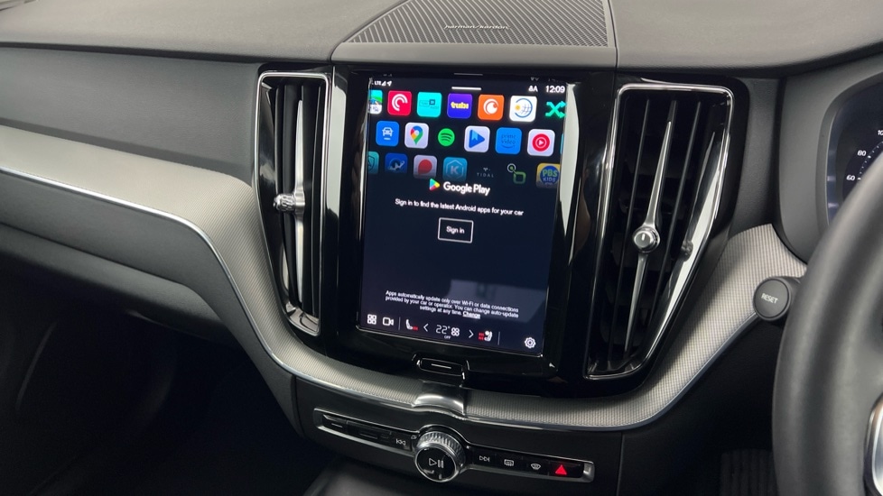 Used Volvo XC60 2023 for sale - 76668200: Photo 46