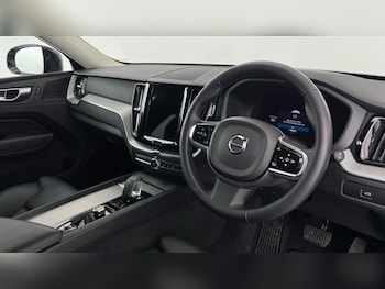 Used Volvo XC60 2023 for sale - 76668200: Photo