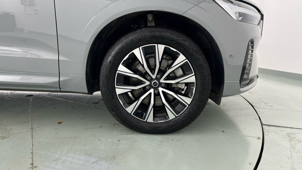 Used Volvo XC60 2023 for sale - 76668200: Photo 64