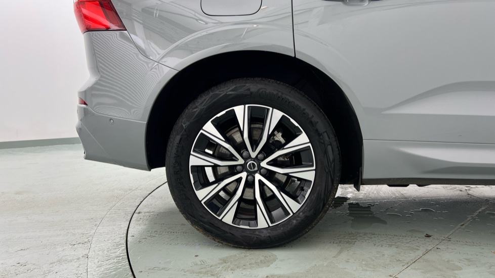 Used Volvo XC60 2023 for sale - 76668200: Photo 9