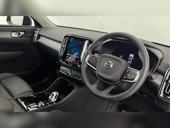 Used Volvo XC40 2025 for sale - 77186306: Photo