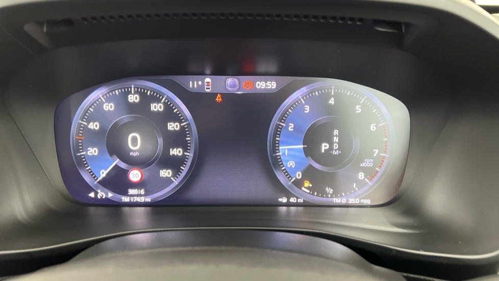 Used Volvo XC40 2021 for sale - 77982983: Photo 11