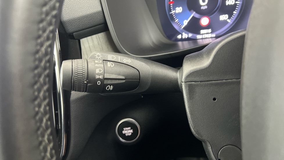 Used Volvo XC40 2021 for sale - 77982983: Photo 20