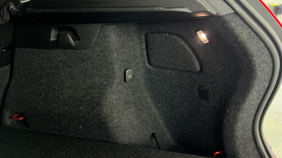 Used Volvo XC40 2021 for sale - 77982983: Photo 56