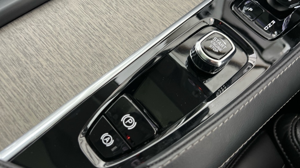 Used Volvo XC90 2023 for sale - 77449837: Photo 27