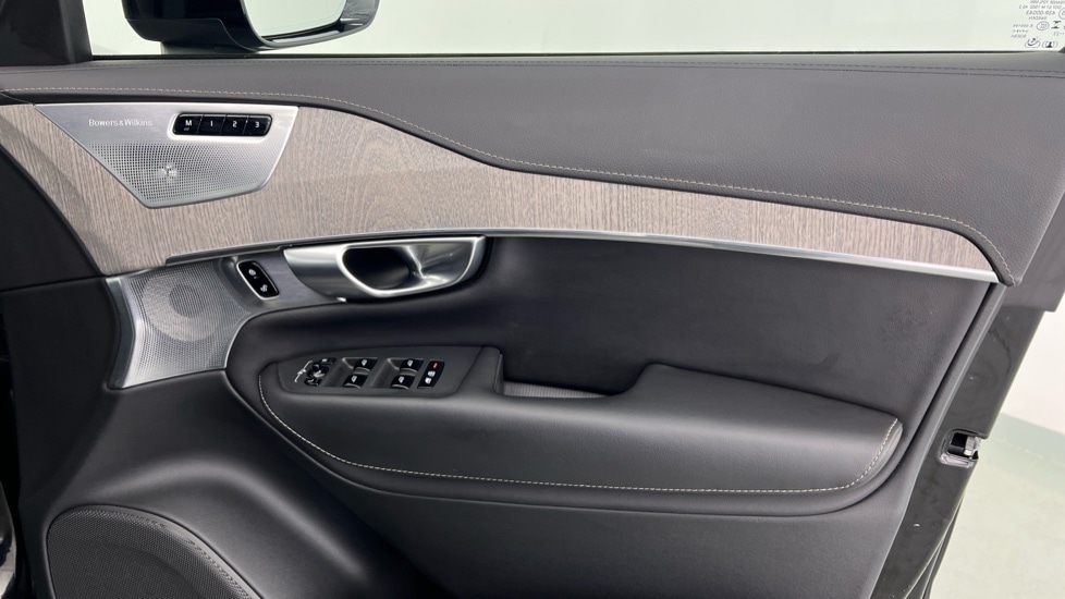 Used Volvo XC90 2023 for sale - 77449837: Photo 29