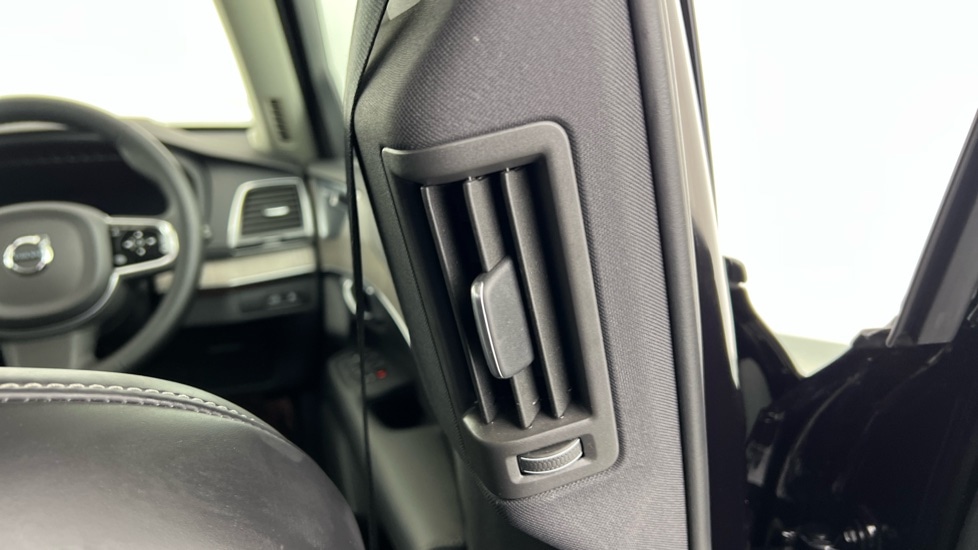 Used Volvo XC90 2023 for sale - 77449837: Photo 39