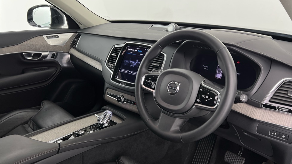 Used Volvo XC90 2023 for sale - 77449837: Photo 4