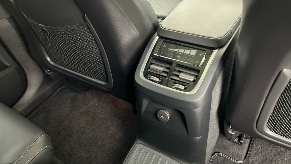 Used Volvo XC90 2023 for sale - 77449837: Photo 41
