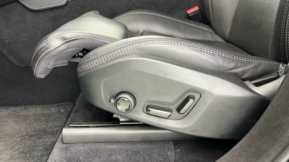 Used Volvo XC90 2023 for sale - 77449837: Photo 70