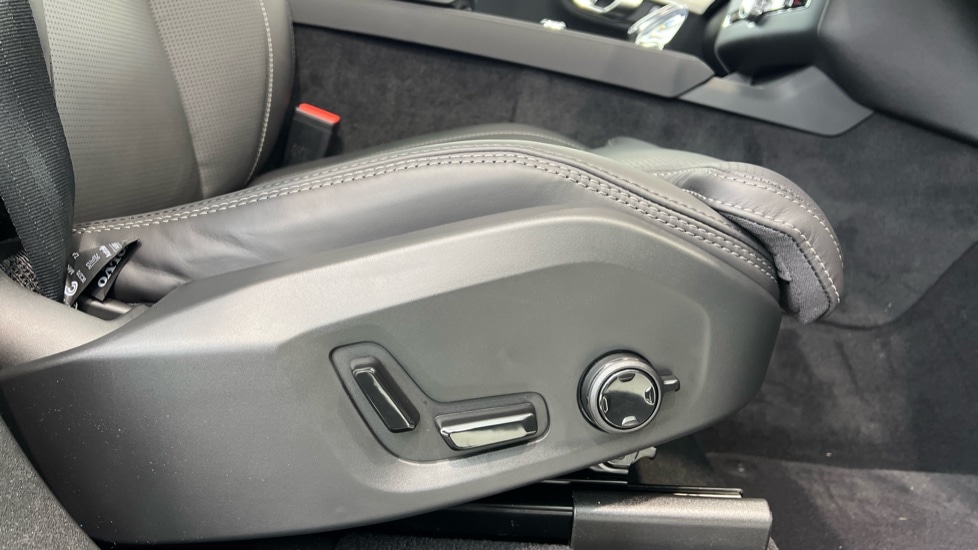 Used Volvo XC90 2026 for sale - 77648044: Photo 30