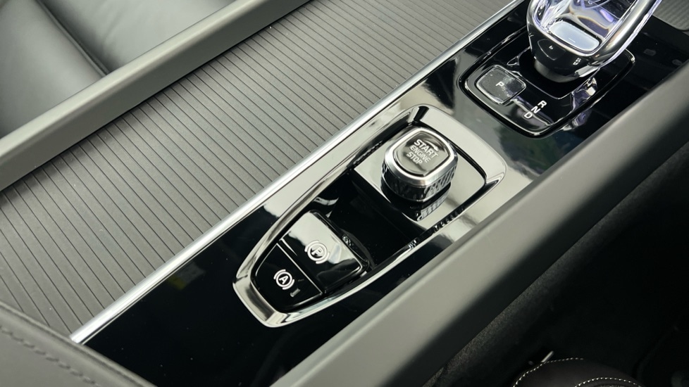 Used Volvo XC60 2025 for sale - 77316092: Photo 27