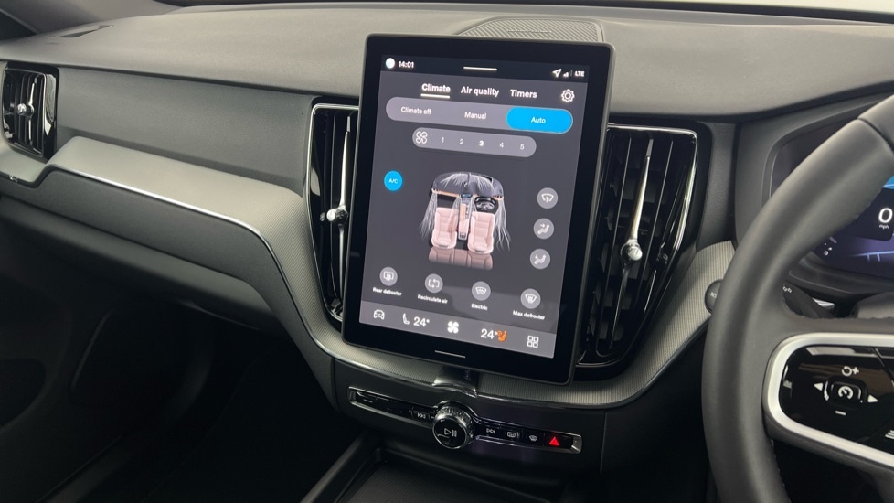 Used Volvo XC60 2025 for sale - 77316092: Photo 47