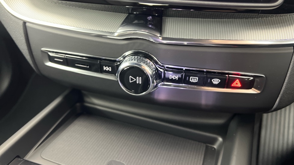 Used Volvo XC60 2025 for sale - 77316092: Photo 49