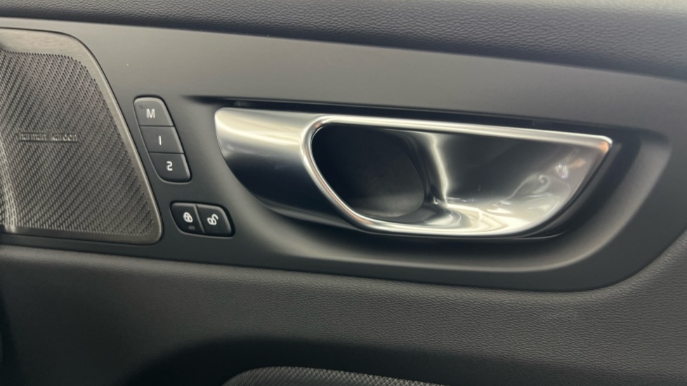 Used Volvo XC60 2025 for sale - 77316092: Photo 52