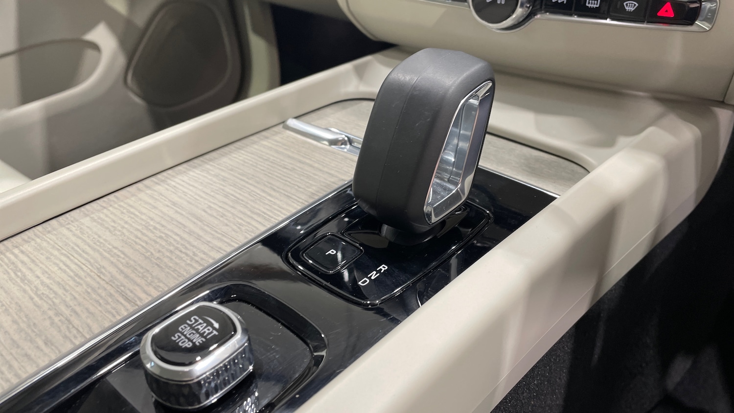 Used Volvo XC60 2022 for sale - 77950602: Photo 13