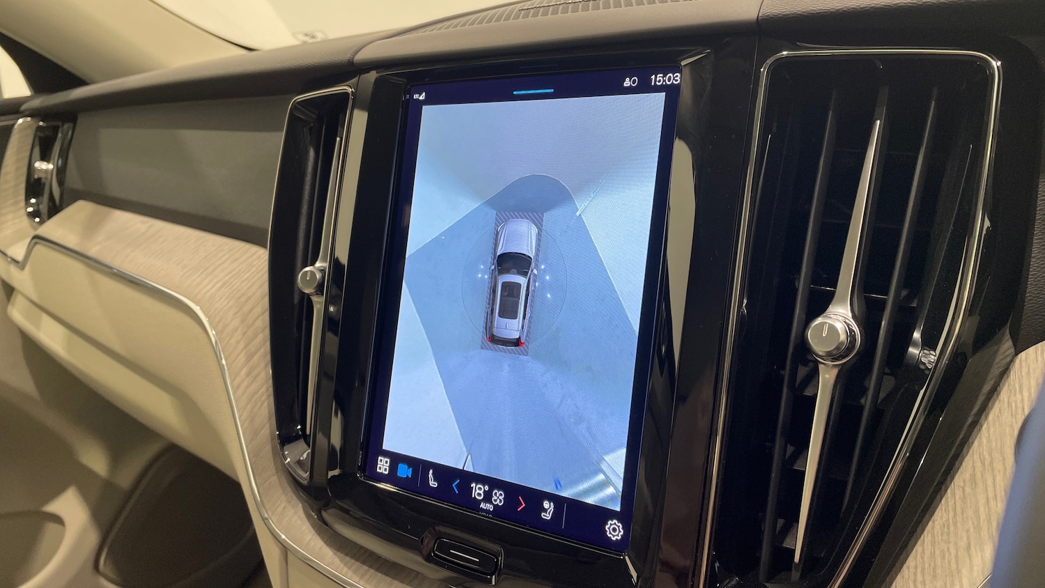 Used Volvo XC60 2022 for sale - 77950602: Photo 21