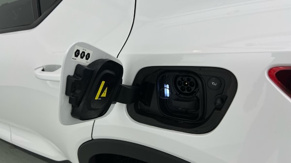 Used Volvo XC40 2023 for sale - 75738495: Photo 16