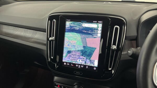 Used Volvo XC40 2023 for sale - 75738495: Photo 18