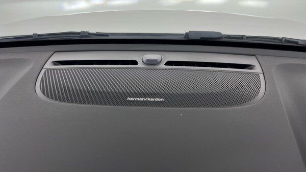 Used Volvo XC40 2023 for sale - 75738495: Photo 26