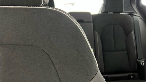 Used Volvo XC40 2023 for sale - 75738495: Photo 36
