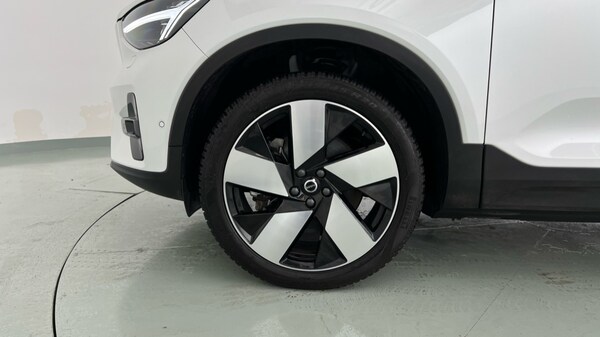 Used Volvo XC40 2023 for sale - 75738495: Photo 61