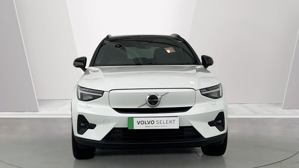 Used Volvo XC40 2023 for sale - 75738495: Photo 8