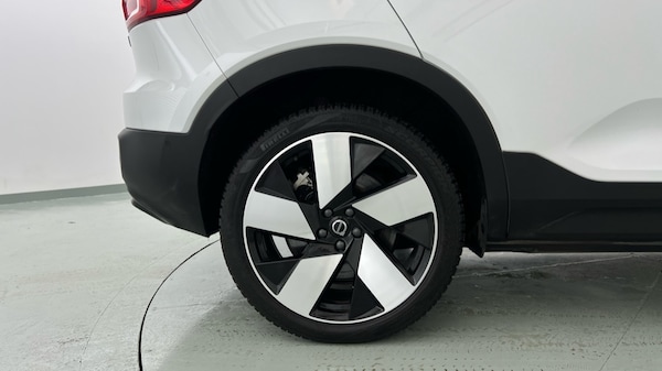 Used Volvo XC40 2023 for sale - 75738495: Photo 9