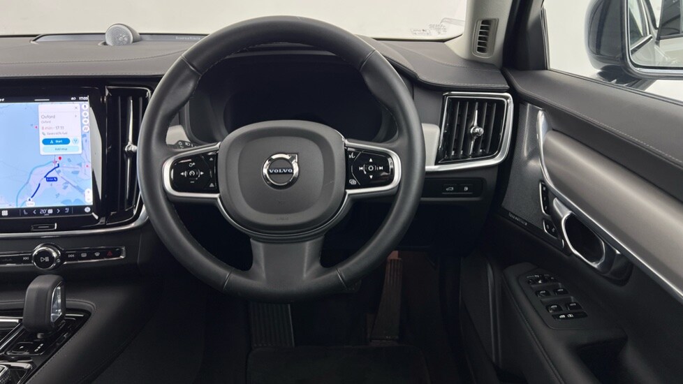 Used Volvo V90 2025 for sale - 76507683: Photo 10