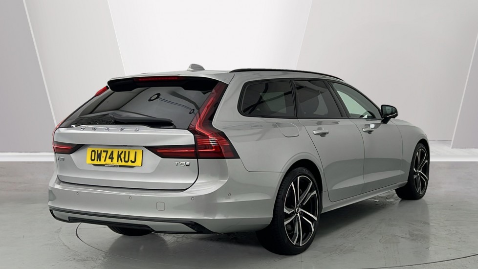 Used Volvo V90 2025 for sale - 76507683: Photo 2