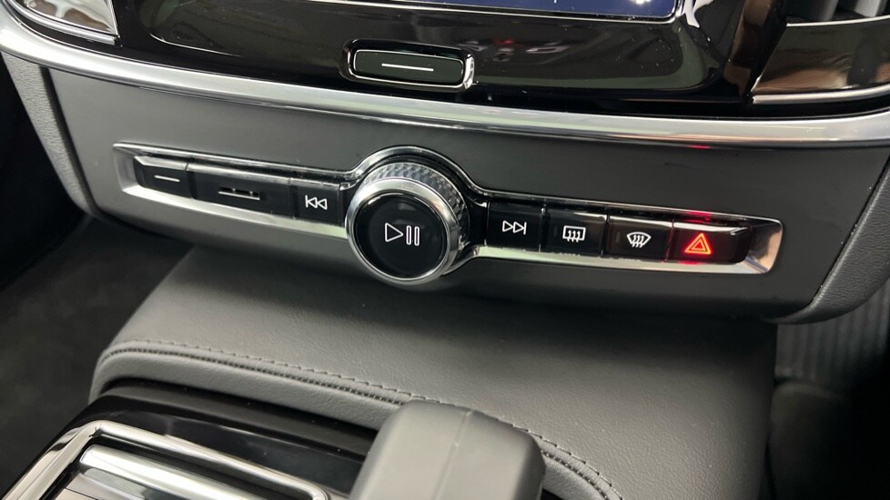 Used Volvo V90 2025 for sale - 76507683: Photo 48