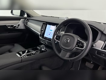 Used Volvo V90 2025 for sale - 76507683: Photo