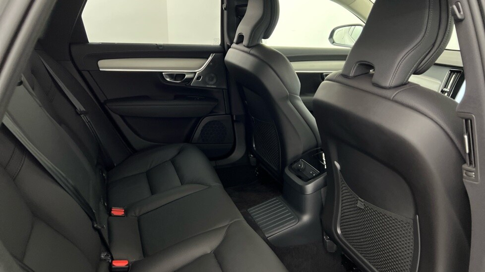 Used Volvo V90 2025 for sale - 76507683: Photo 6