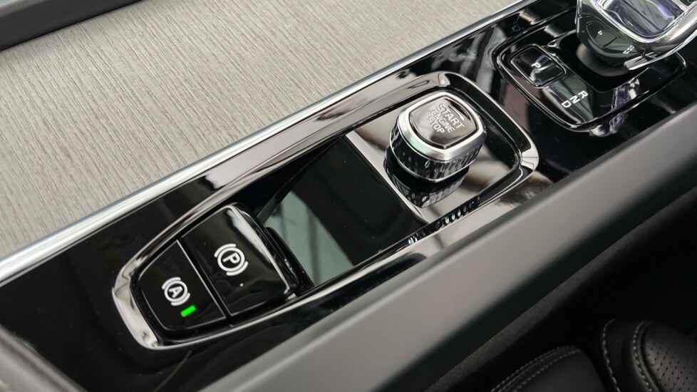 Used Volvo XC60 2025 for sale - 77786088: Photo 27