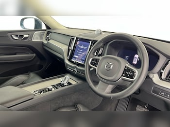 Used Volvo XC60 2025 for sale - 77786088: Photo
