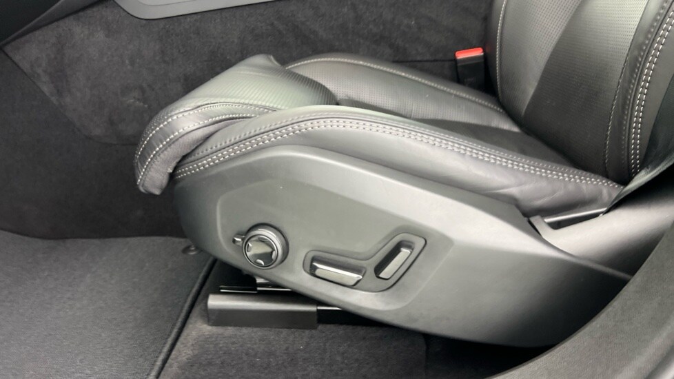 Used Volvo XC60 2025 for sale - 77786088: Photo 64