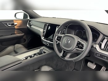Used Volvo V60 2022 for sale - 79367070: Photo