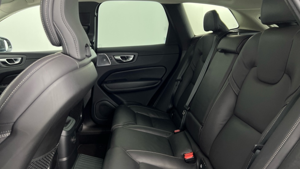 Used Volvo XC60 2025 for sale - 77312277: Photo 33