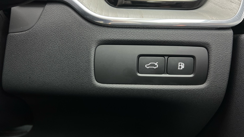 Used Volvo XC60 2025 for sale - 77312277: Photo 53