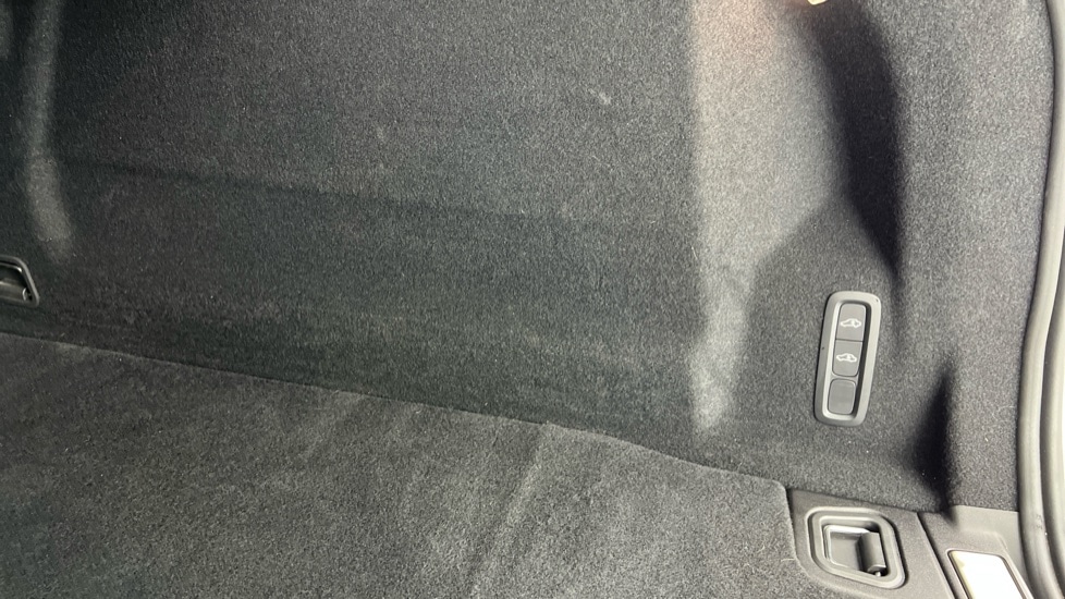 Used Volvo XC60 2025 for sale - 77312277: Photo 56