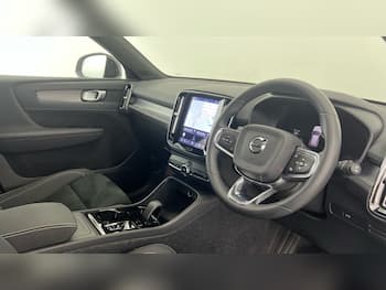 Used Volvo XC40 2025 for sale - 79514563: Photo
