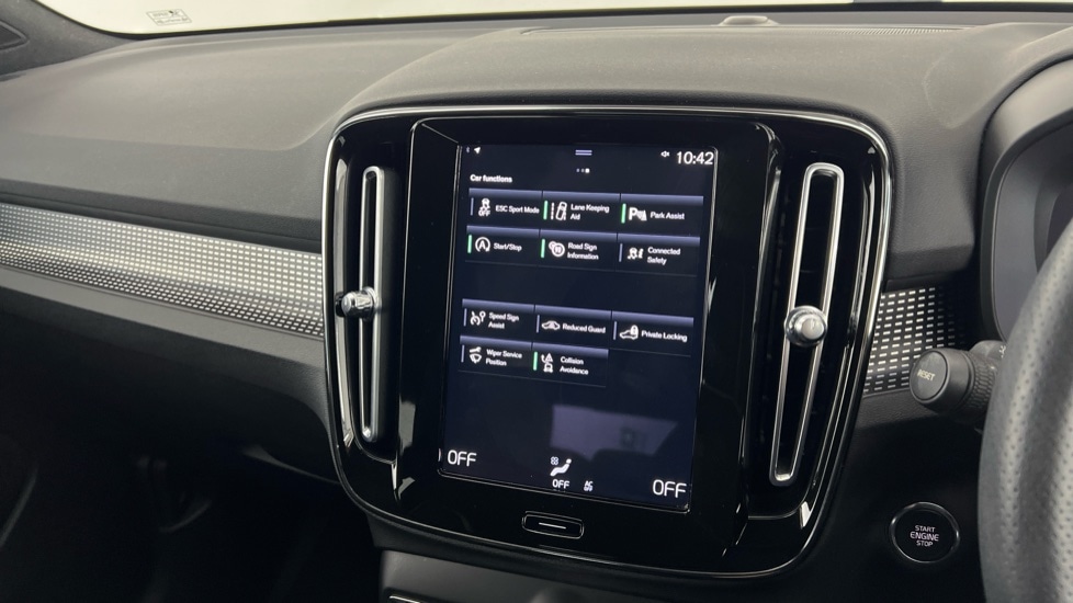 Used Volvo XC40 2021 for sale - 76168717: Photo 17